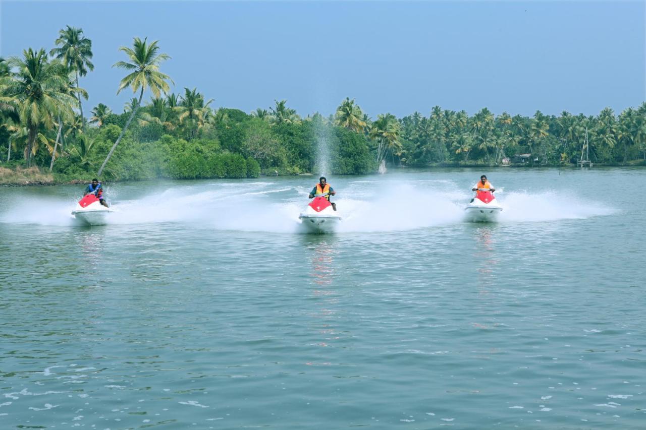 Regant Lake Village, Kollam. Chavara Exterior foto