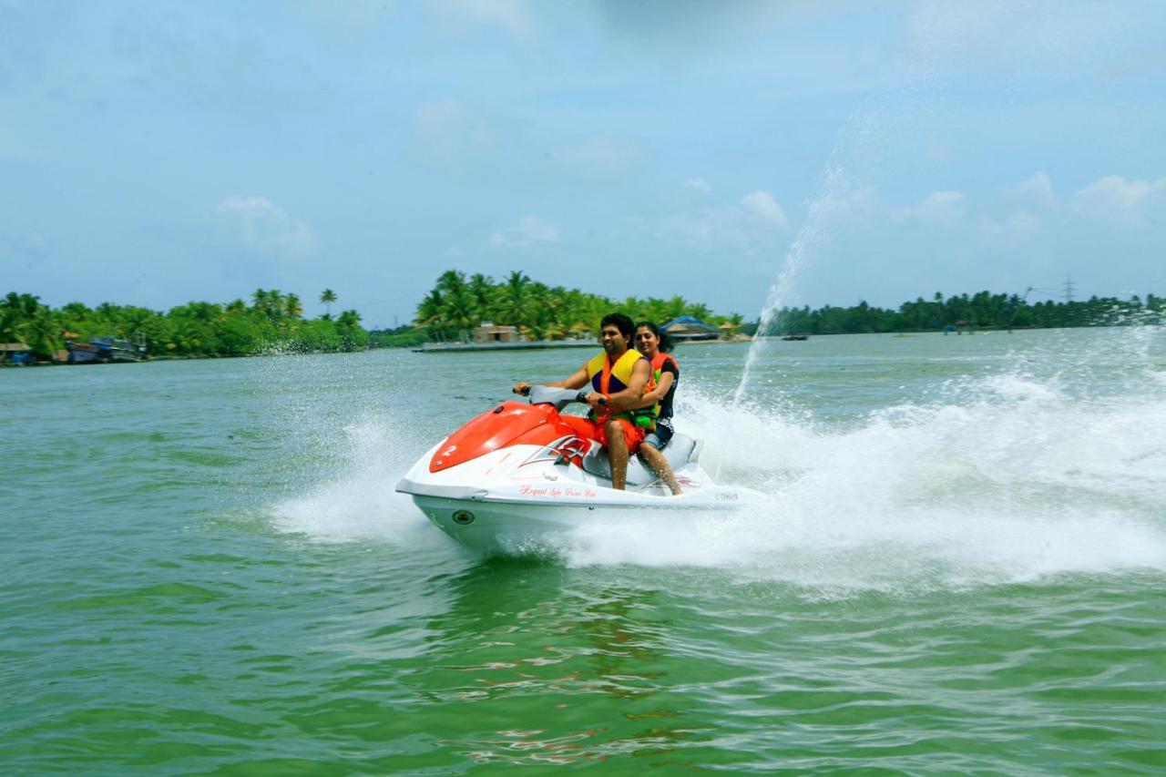 Regant Lake Village, Kollam. Chavara Exterior foto